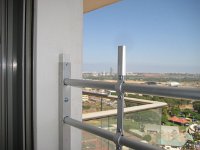 סורגית מדגם פרימיום ניתנת לשרשור באמצעות מחברים מיוחדים המאפשרים למעשה לשרשר מספר רב של סורגיות ולכסות חלונות גדולים במיוחד.  למחברים ישנם שתי מטרות: 1. לחזק את היחידה המודולרית הנוכחית ליחידה הבאה 2. ליצור מראה רצף של סורג אחיד : סורגים, סורגים לילדים, סורג, סורגית